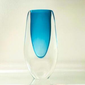 TIFFANY & CO CRYSTAL VASE